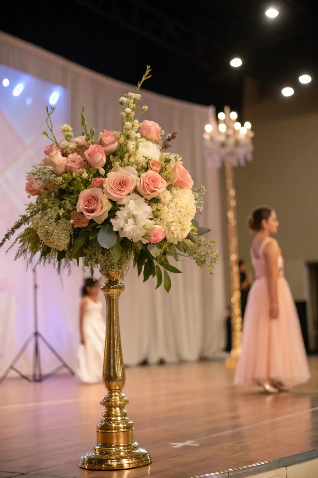 Elevate your bouquet with a simple stand, highlighting its natural beauty.