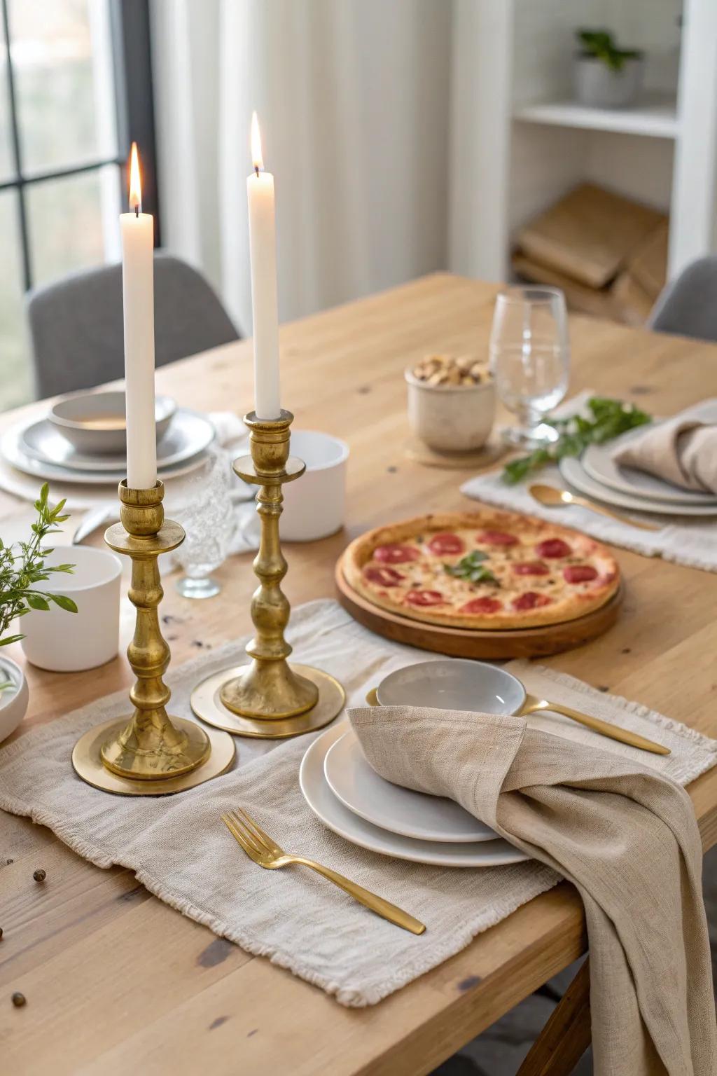 Sophisticated candle holders add elegance and warmth, perfect for a chic pizza party. ✨ #TableSetting #PartyDecor #DiningInStyle