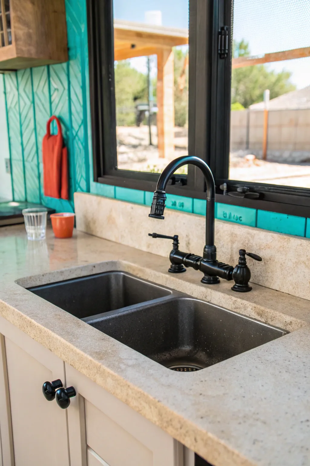 17+ Clever Small Kitchen Sink Ideas You’ll Love